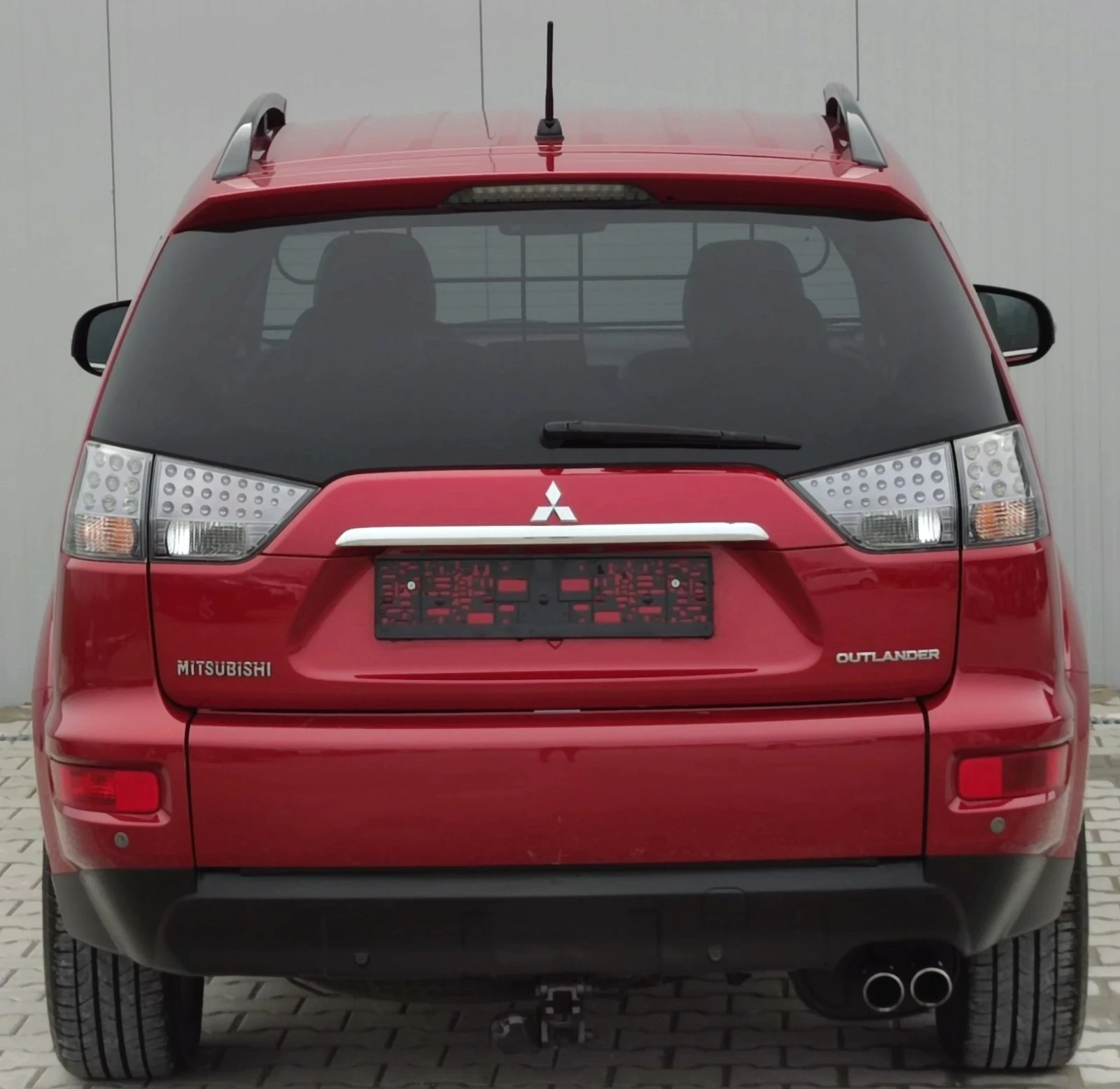Mitsubishi Outlander * 4WD* 6+ 1* KEYLESS GO*  - изображение 4