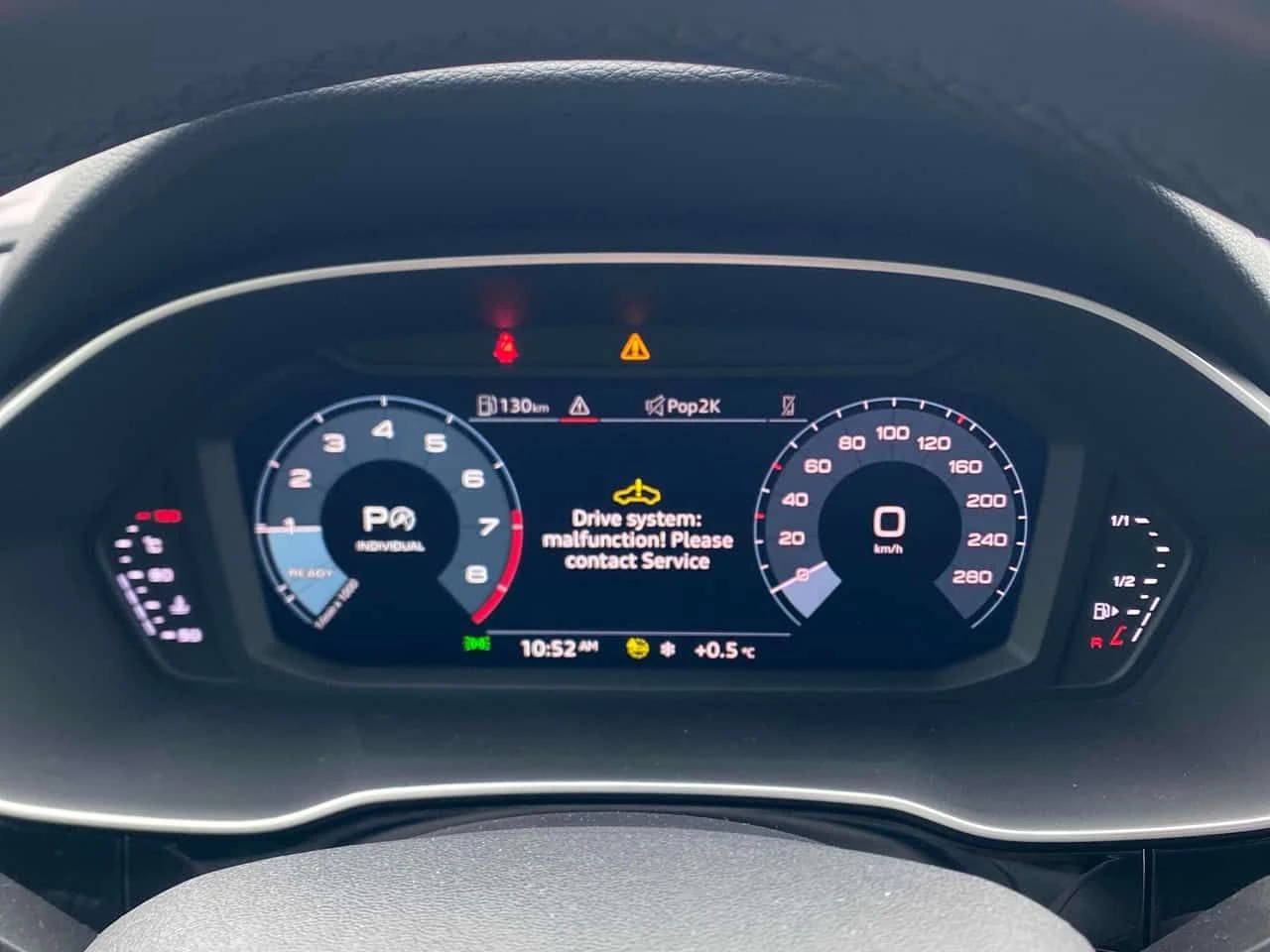 Audi Q3 45 TFSI quattro  CARFAX, снимка 10 - Автомобили и джипове - 53760275