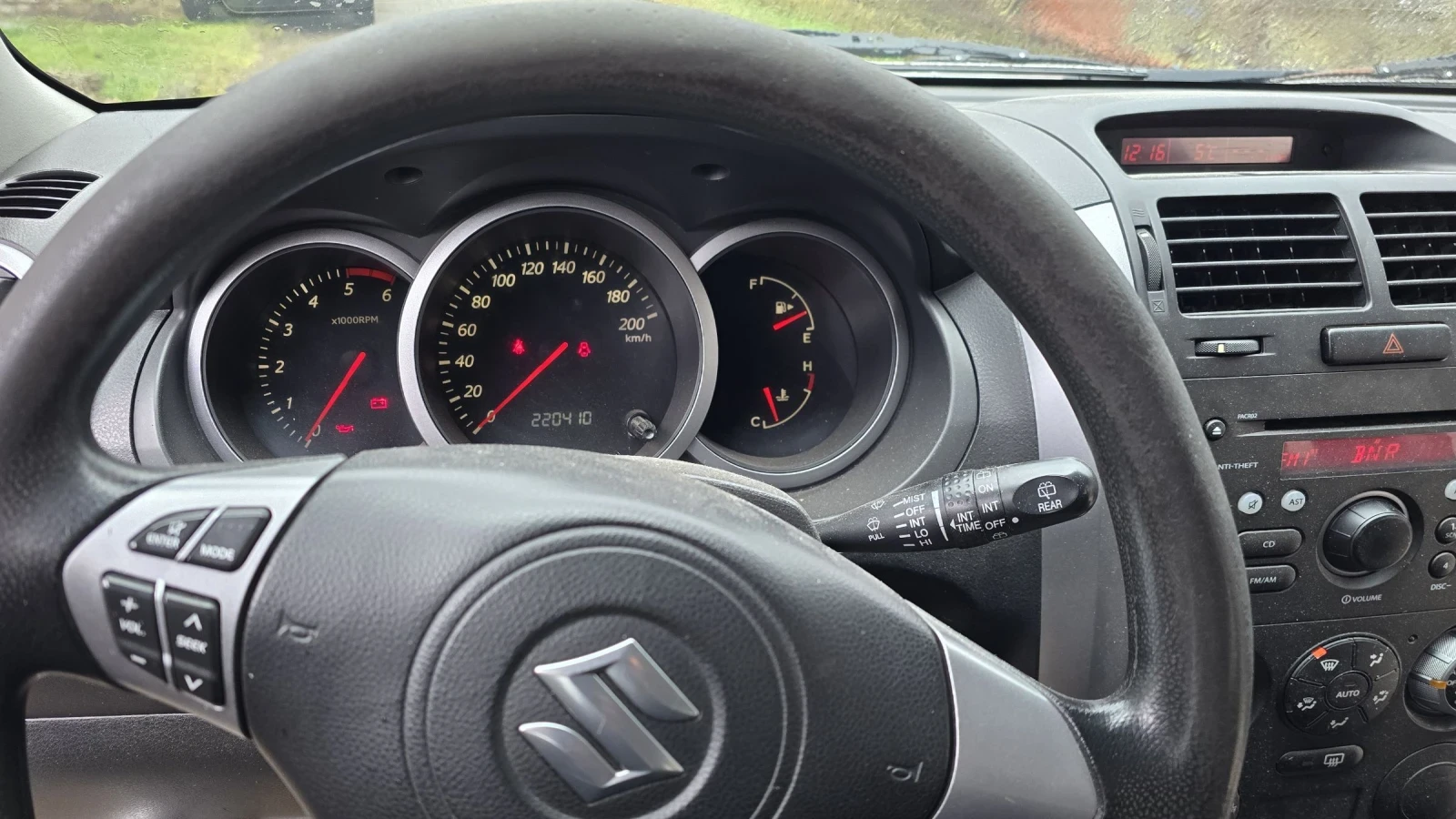 Suzuki Grand vitara, снимка 6 - Автомобили и джипове - 53934102