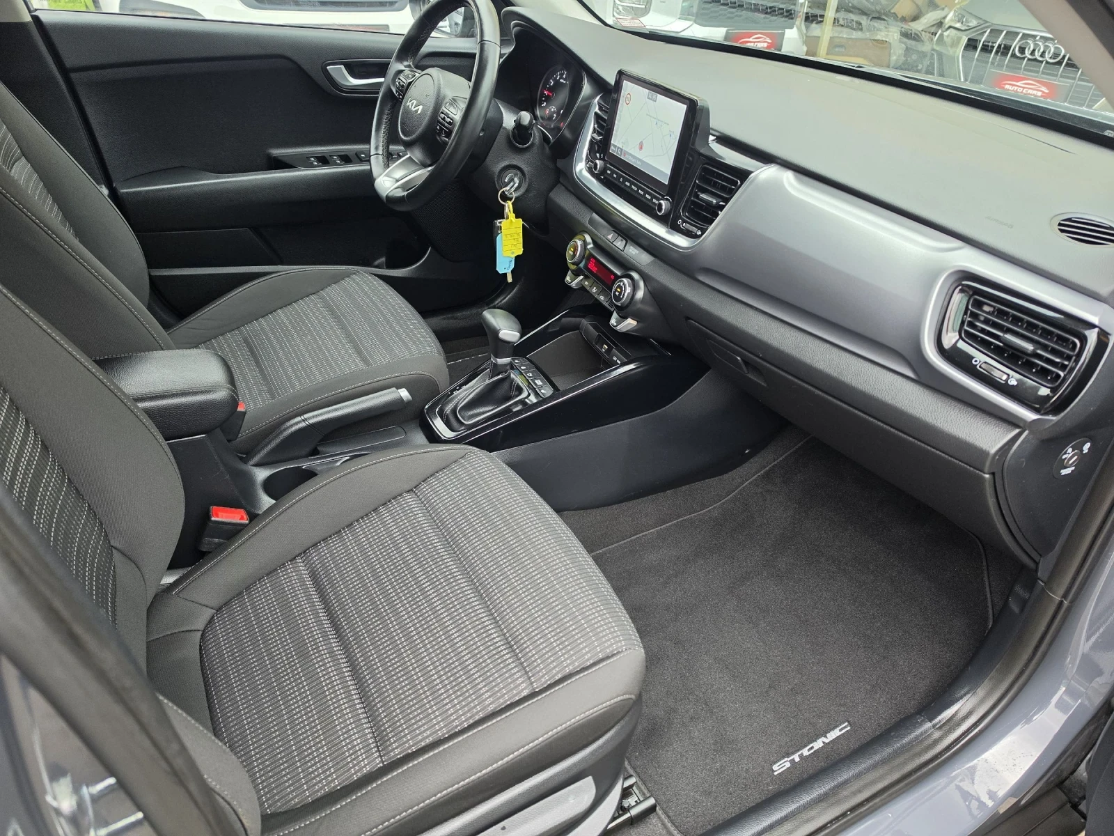 Kia Stonic VISION* 1.0 Turbo* АВТОМАТИК* ГЕРМАНИЯ, снимка 15 - Автомобили и джипове - 53962865