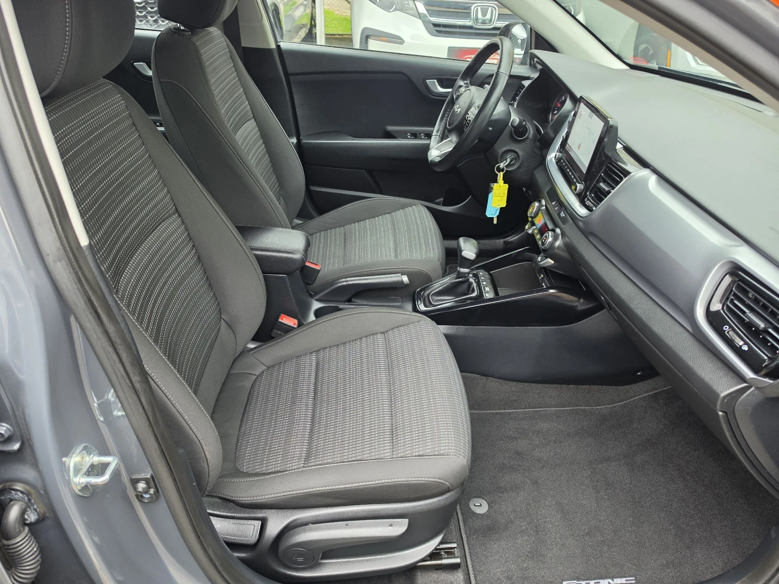 Kia Stonic VISION* 1.0 Turbo* АВТОМАТИК* ГЕРМАНИЯ, снимка 16 - Автомобили и джипове - 53962865