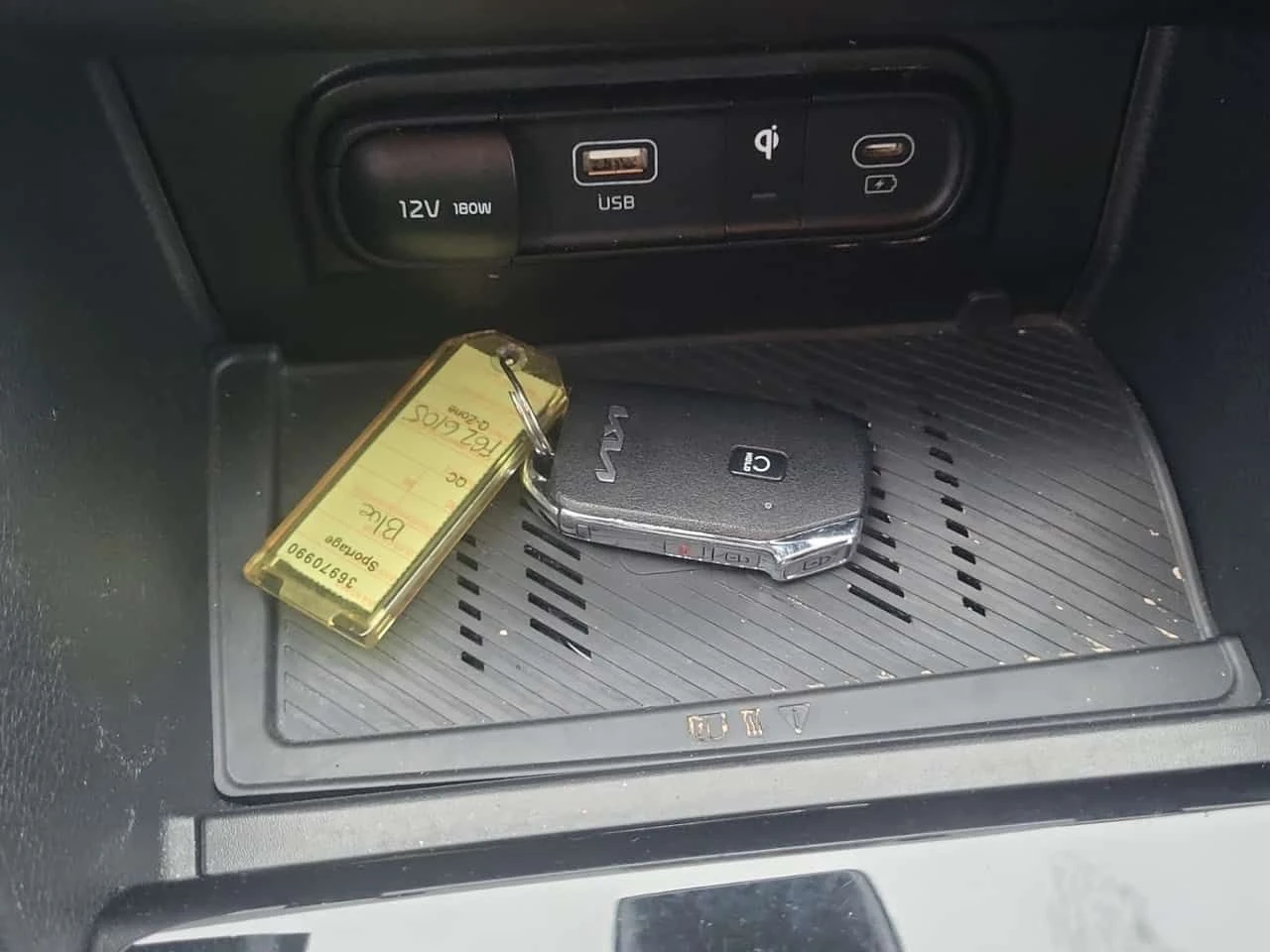 Kia Sportage * X LINE * CARFAX * ЦЕНА ДО БГ, снимка 8 - Автомобили и джипове - 54082626