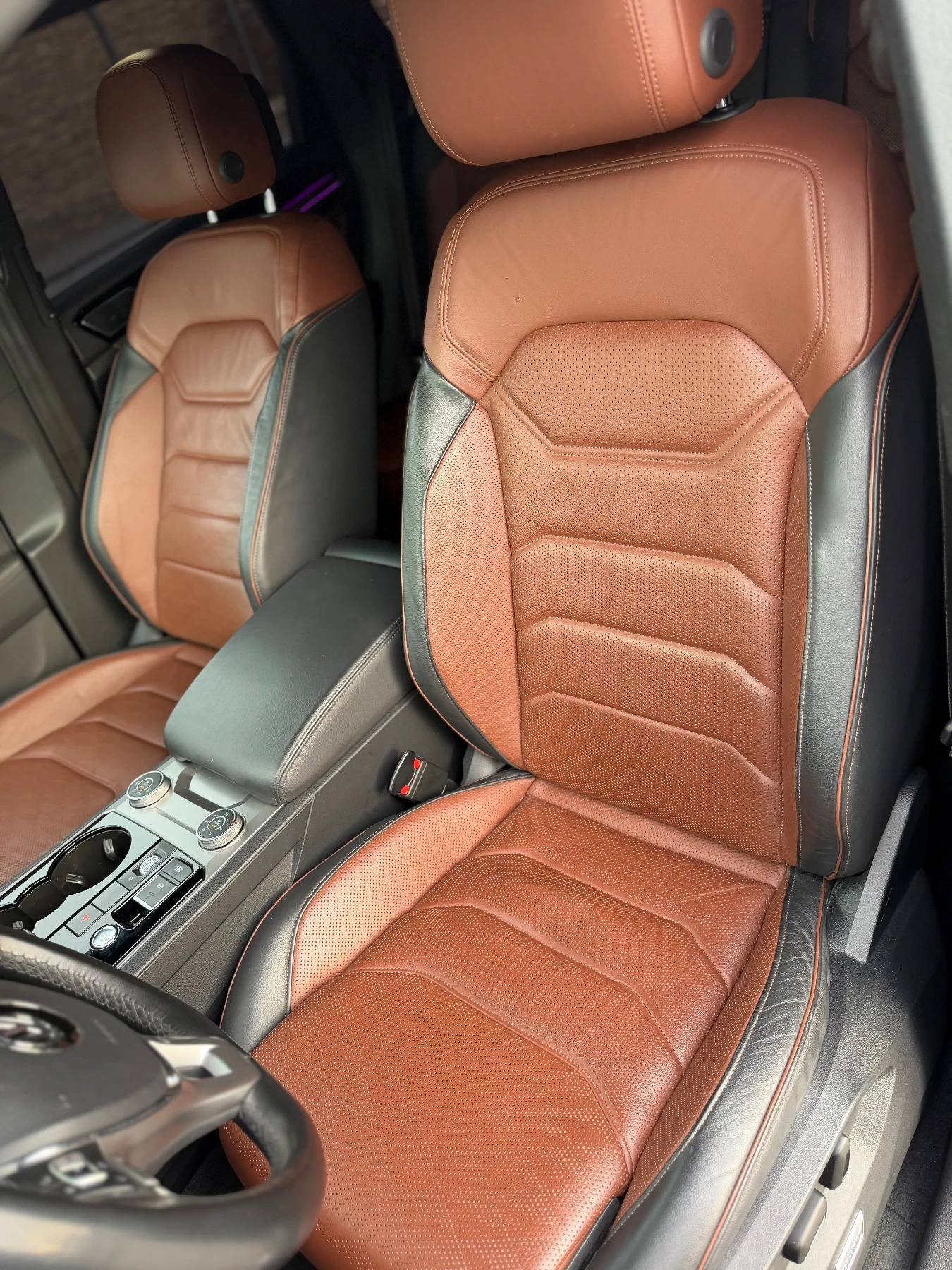 VW Touareg, снимка 5 - Автомобили и джипове - 54174528