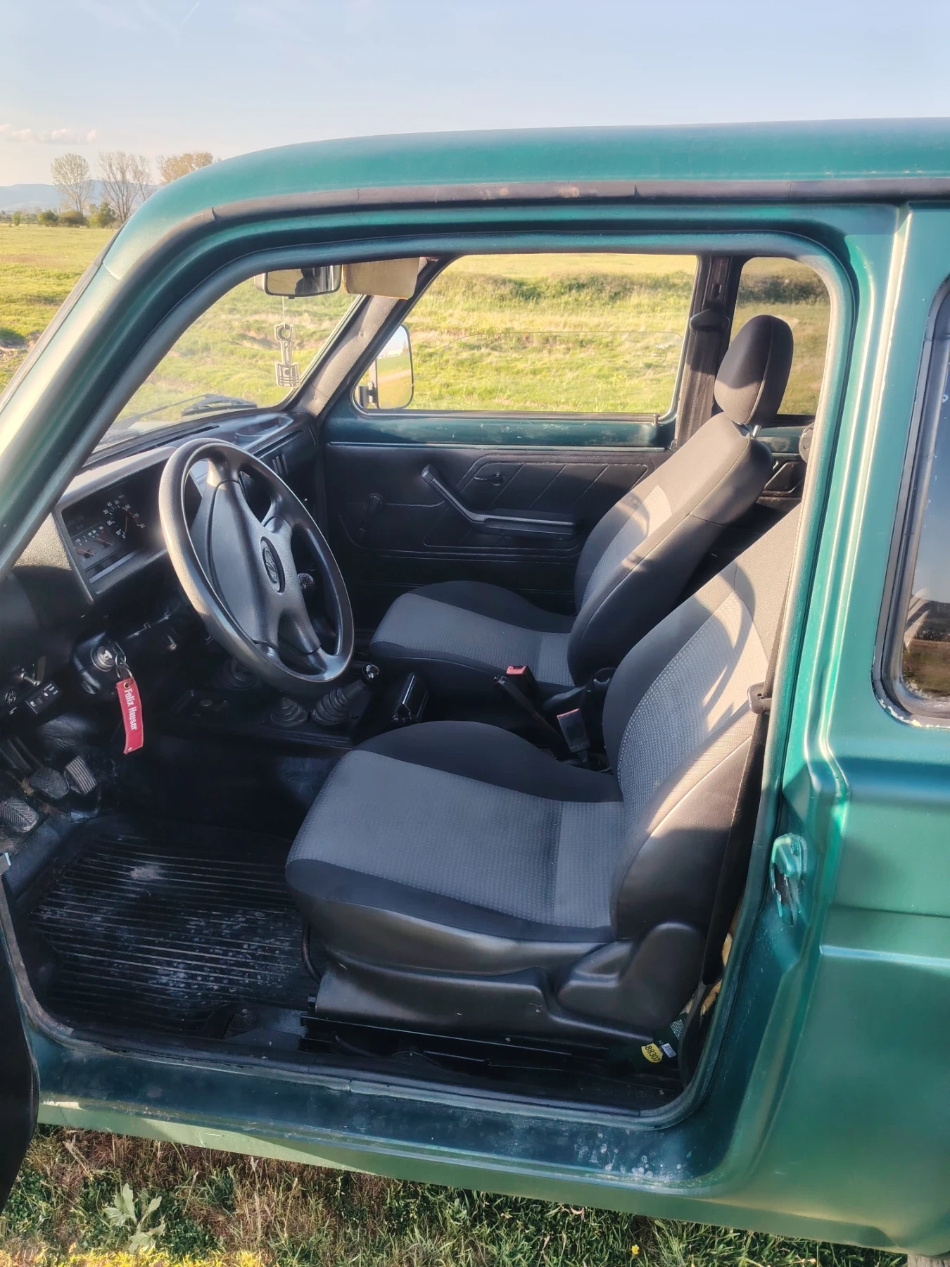 Lada Niva 1.7 ГАЗ бензин , снимка 7 - Автомобили и джипове - 54313762