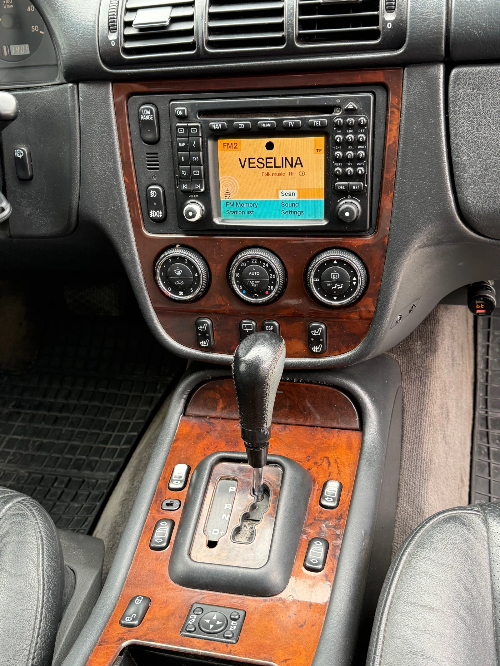 Mercedes-Benz ML 270 CDI, снимка 7 - Автомобили и джипове - 54471003
