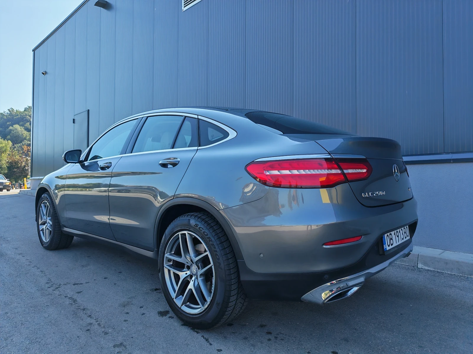 Mercedes-Benz GLC 250 COUPE, AMG, 4MATIC, 9G, AIRMATIC , снимка 4 - Автомобили и джипове - 55515402