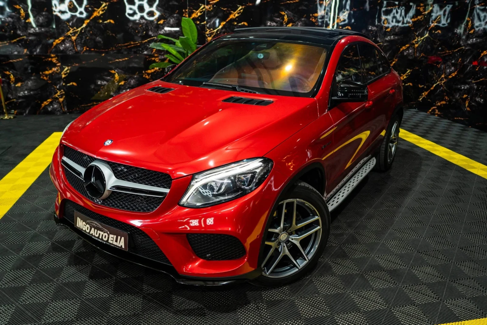 Mercedes-Benz GLE 350 D 4MATIC AMG LINE LED NAVI ПАНО ЛИЗИНГ 100%, снимка 5 - Автомобили и джипове - 55258285