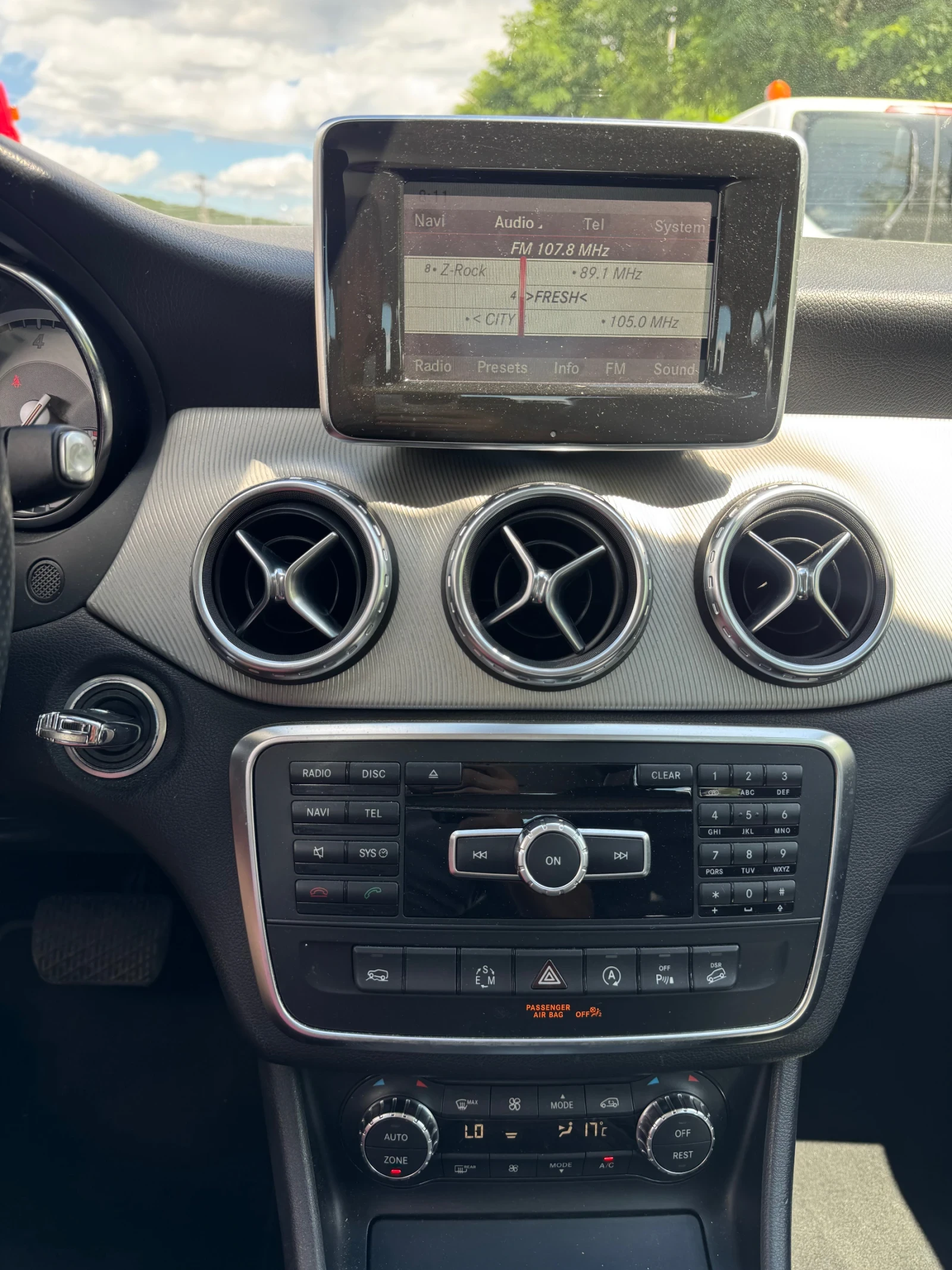 Mercedes-Benz GLA 220 CDI 4 MATIC  100% Оригинален вид! ТОП , снимка 16 - Автомобили и джипове - 55287820