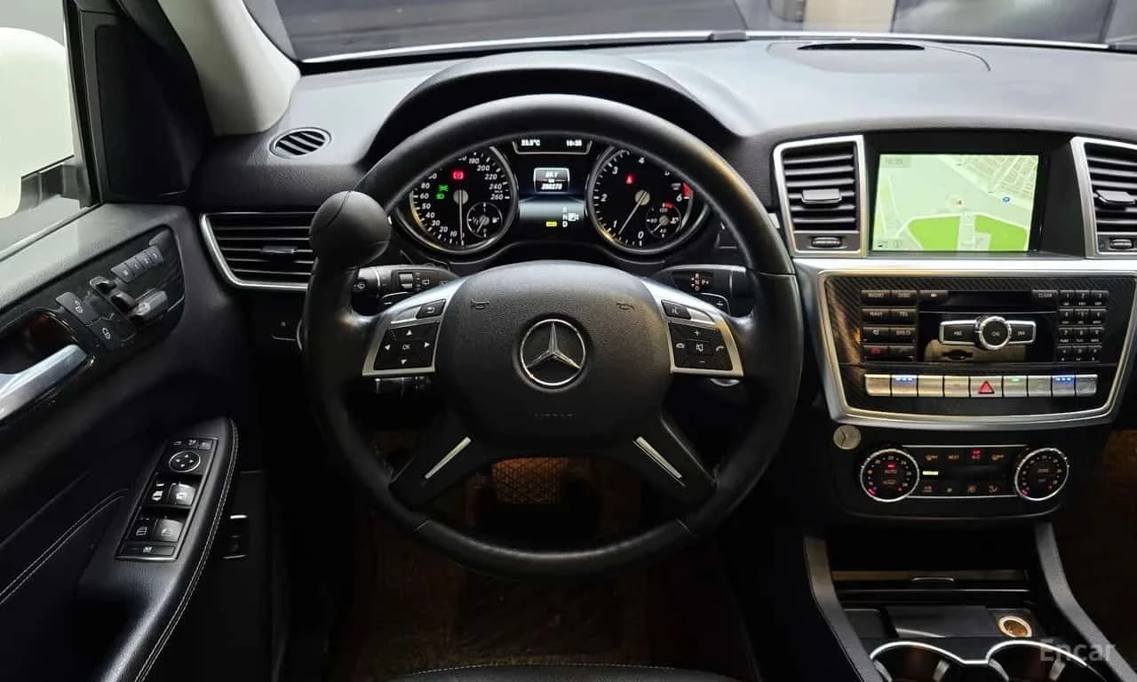 Mercedes-Benz ML 350 * ML350 BlueTEC 4MATIC * ЦЕНА ДО БГ, снимка 13 - Автомобили и джипове - 55630016