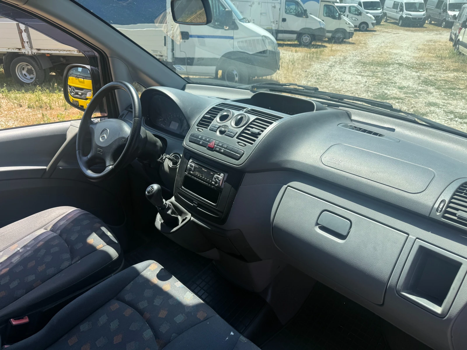 Mercedes-Benz Vito 111CDI , снимка 9 - Бусове и автобуси - 55627571