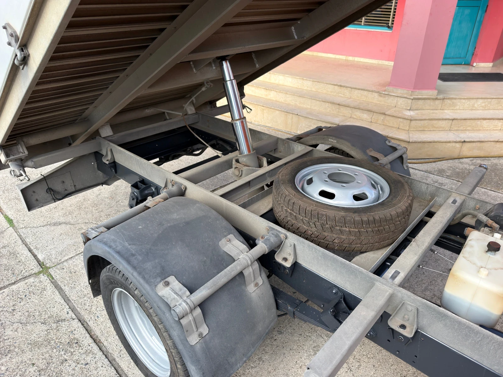 Iveco Daily 3.0HPI* 35C15* Тристранен самосвал* 3.10 метра кош, снимка 12 - Бусове и автобуси - 56251183