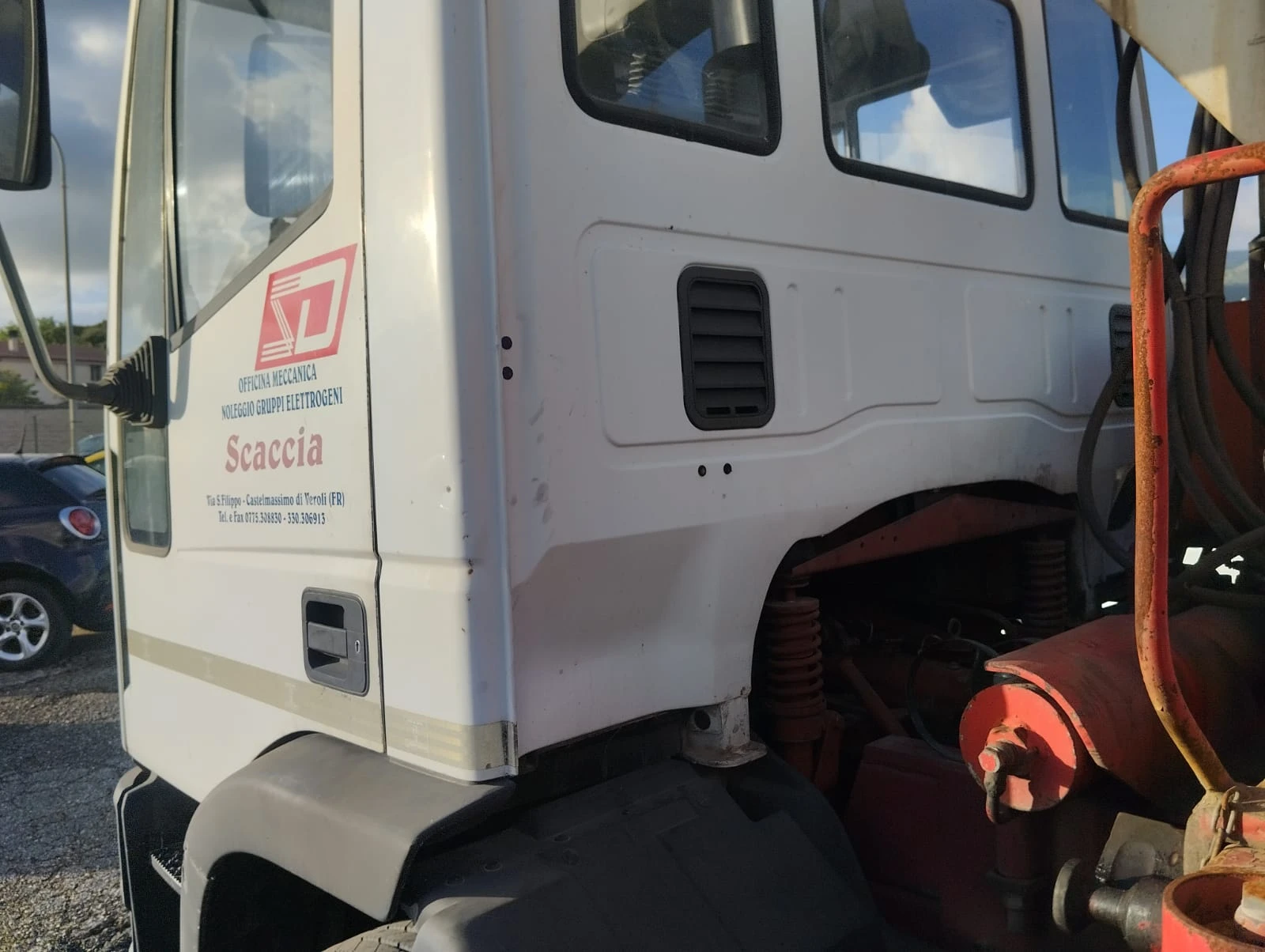 Iveco Eurocargo E 12 БОРДОВИ КРАН - изображение 10