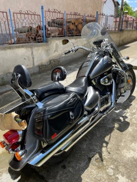  Suzuki Boulevard