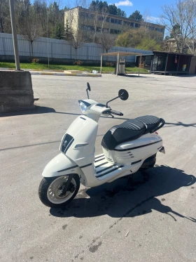 ������ Peugeot Django