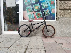 ������� KHE | Mobile.bg � ����� ������ 2