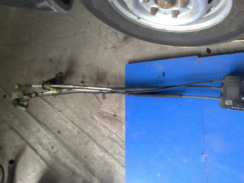 жило скорости за Пежо 407 2.0ХДИ (4)