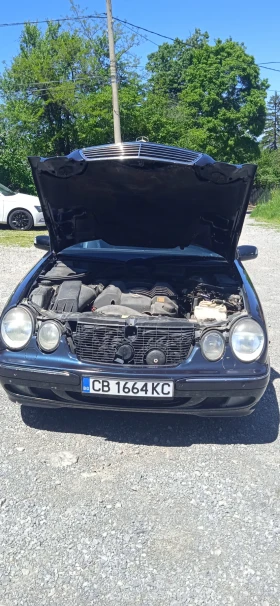 Mercedes-Benz E 240, снимка 6