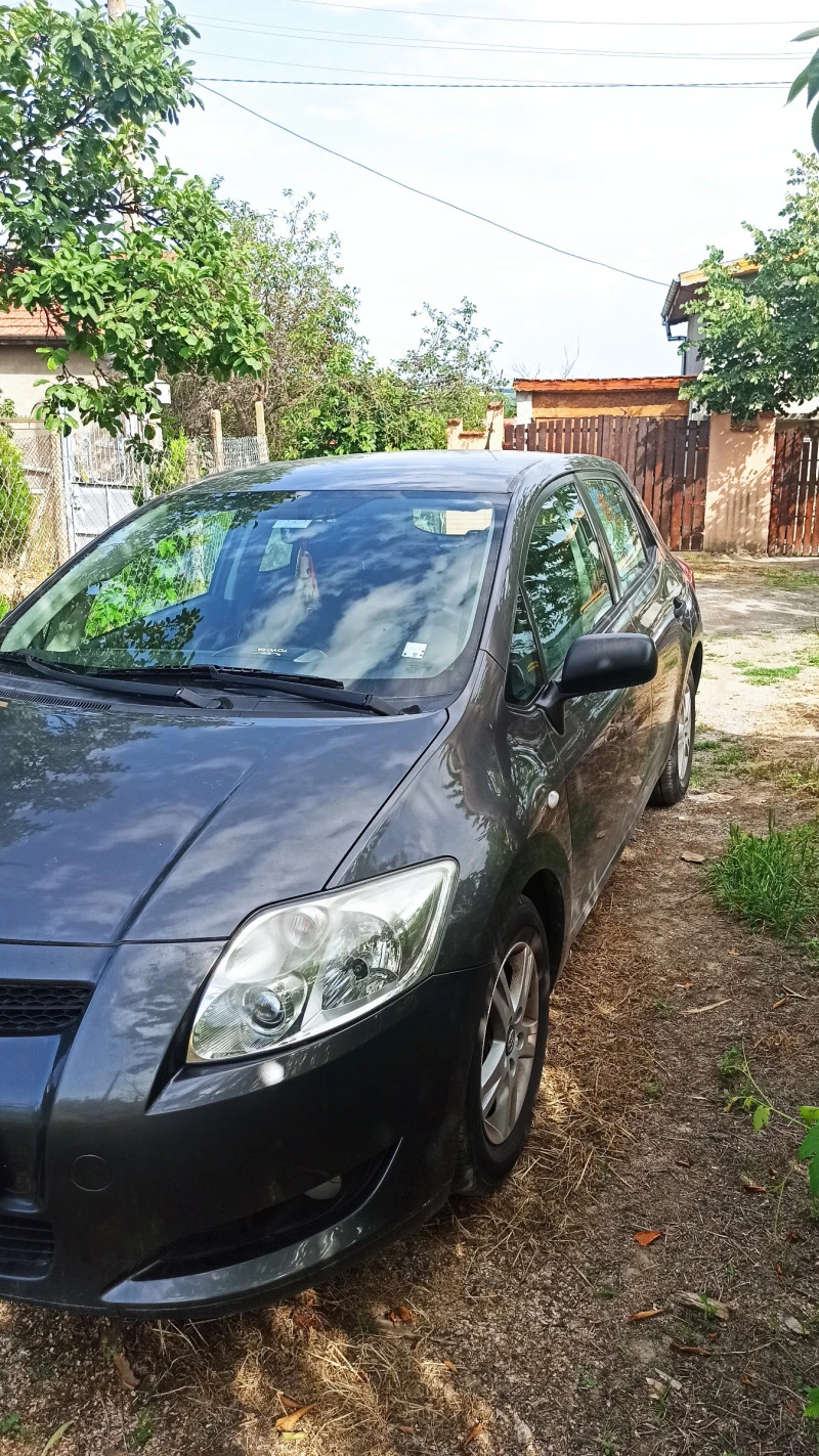 Toyota Auris 1.33, снимка 8 - Автомобили и джипове - 46041216