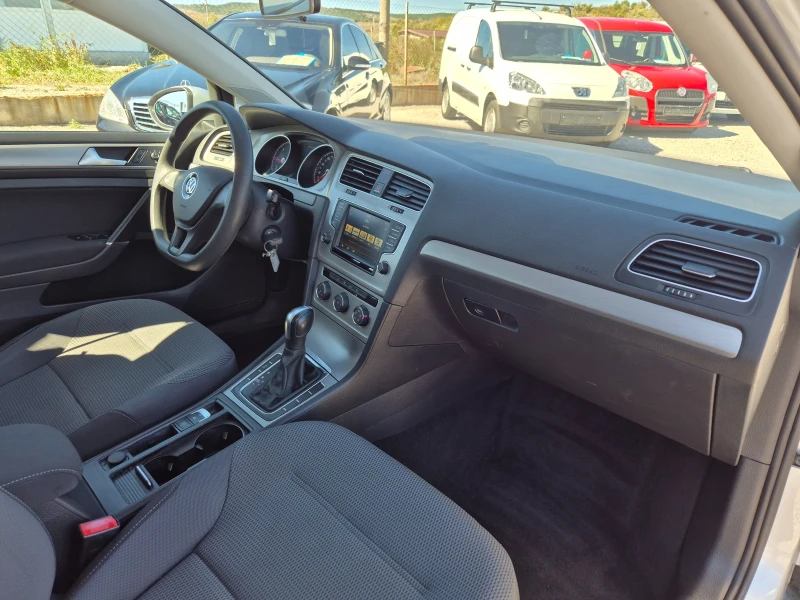 VW Golf 1.6 TDI DSG * 102000км* , снимка 8 - Автомобили и джипове - 47444549