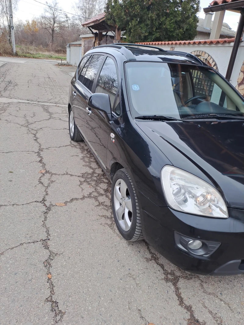 Kia Carens, снимка 3 - Автомобили и джипове - 48092207