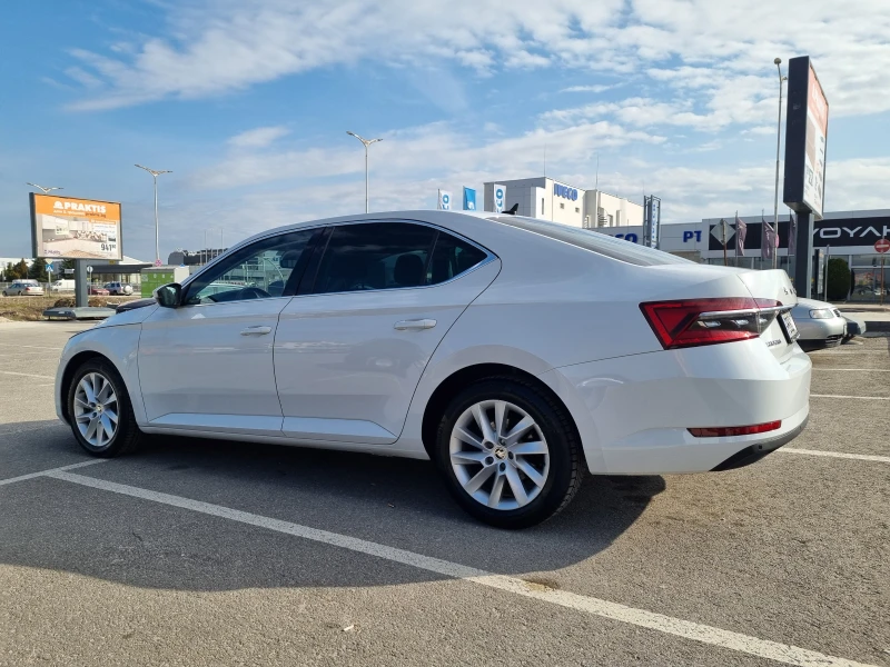 Skoda Superb Edition, снимка 1 - Автомобили и джипове - 49150371