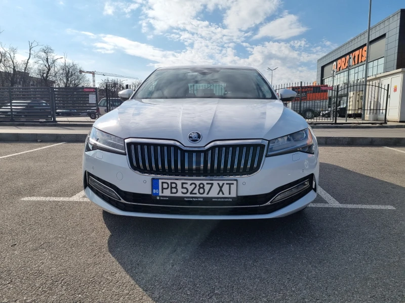 Skoda Superb Edition, снимка 2 - Автомобили и джипове - 49150371