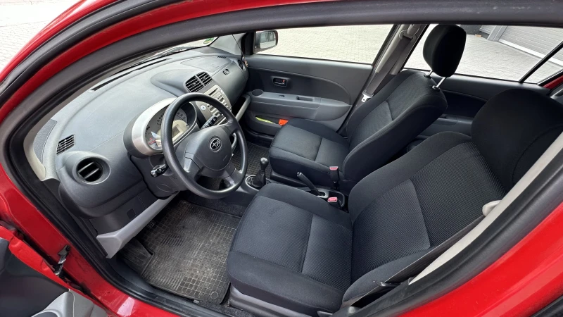 Subaru Justy 1.0i, снимка 13 - Автомобили и джипове - 51707249
