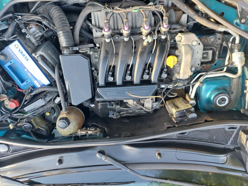 Renault Kangoo 1, 6i--95кс-ГАЗ-БЕНЗИН--ТОП СЪСТОЯНИЕ, снимка 17 - Автомобили и джипове - 51596994