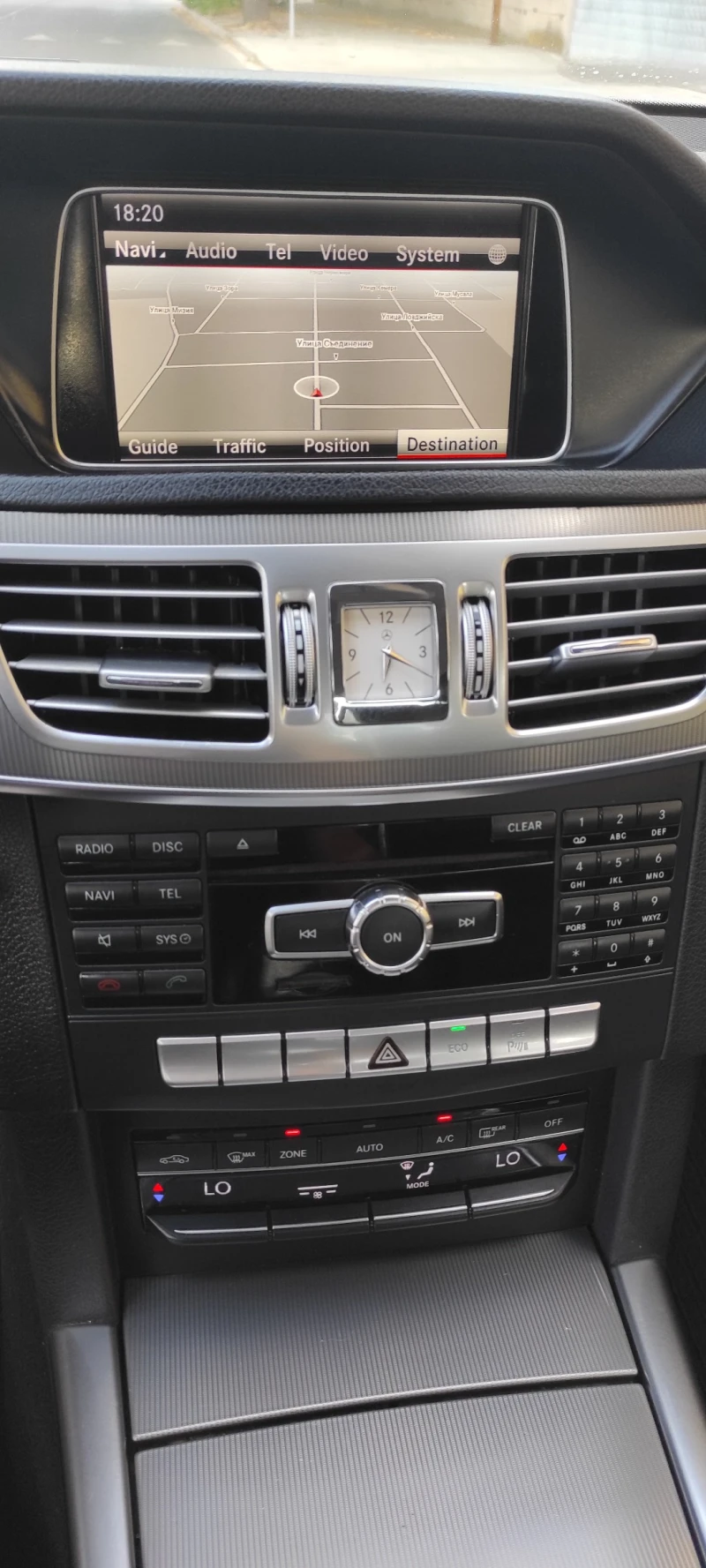 Mercedes-Benz E 250  CDI 4Matic Avantgarde, снимка 9 - Автомобили и джипове - 52848193