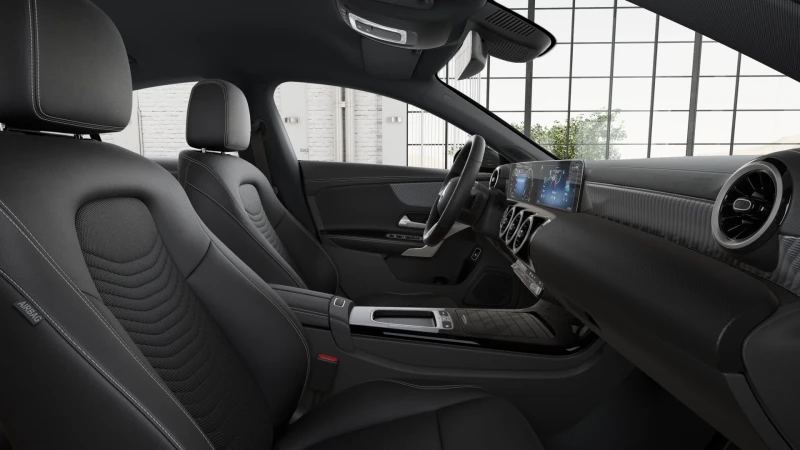 Mercedes-Benz CLA 180, снимка 9 - Автомобили и джипове - 53082207