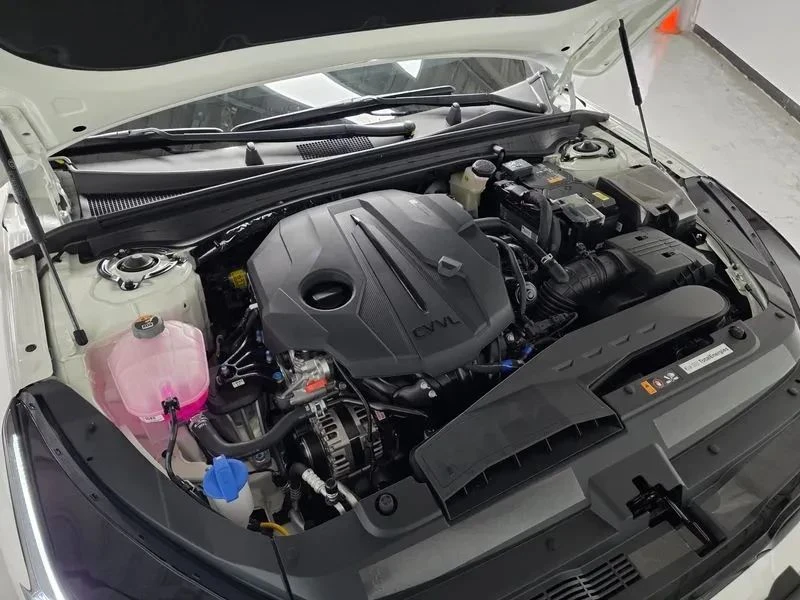 Kia K5, снимка 8 - Автомобили и джипове - 56690446