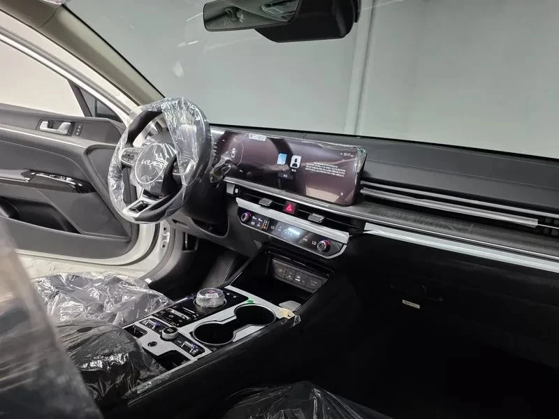 Kia K5, снимка 6 - Автомобили и джипове - 56690446