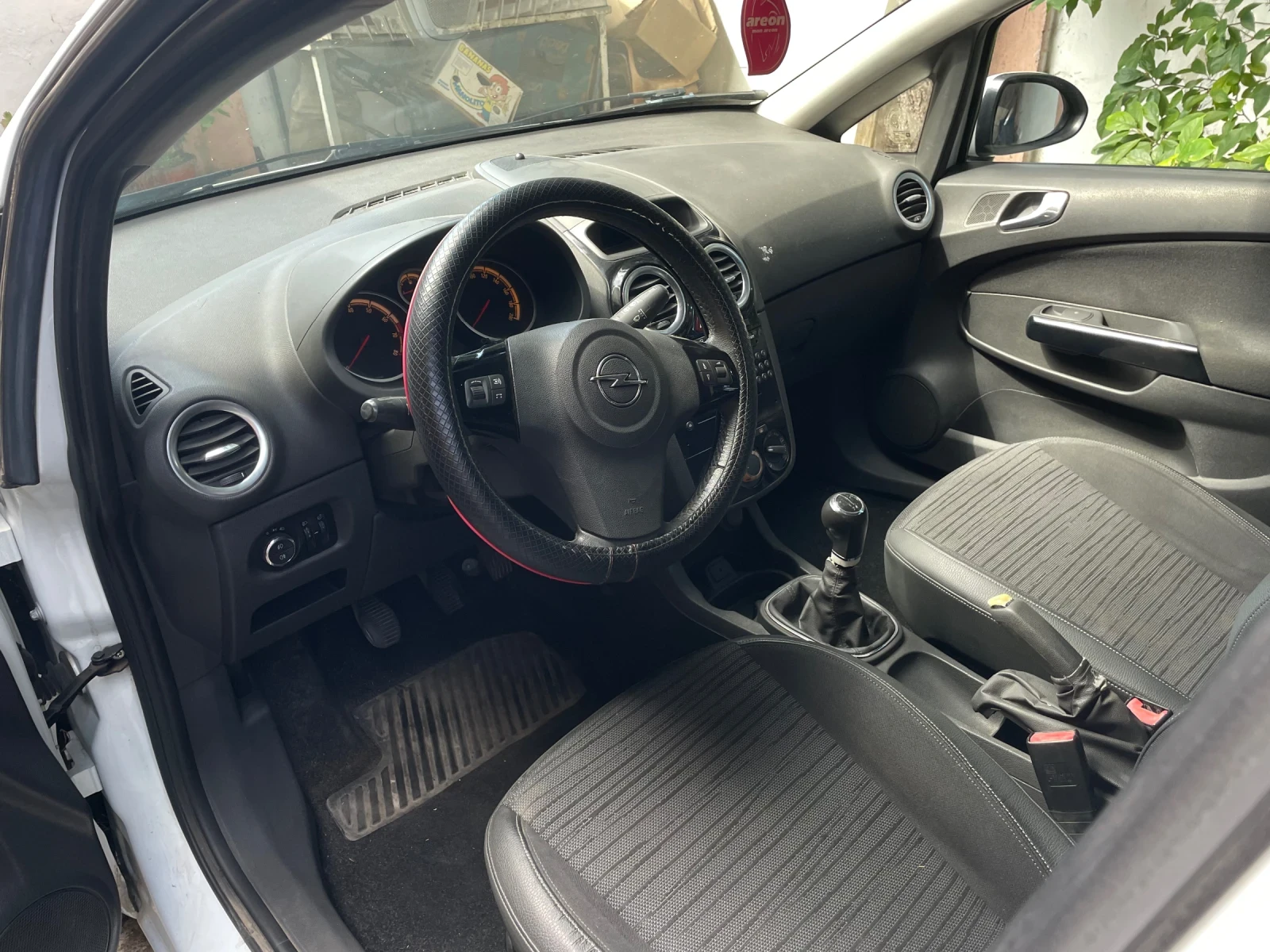 Opel Corsa 1.2 ecotec ГАЗ - изображение 9