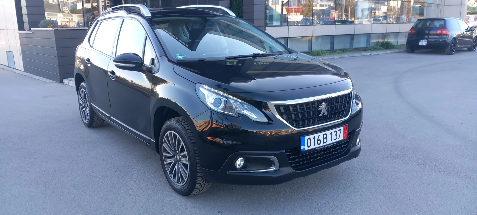 Peugeot 2008 FACELIFT-PureTech - изображение 3