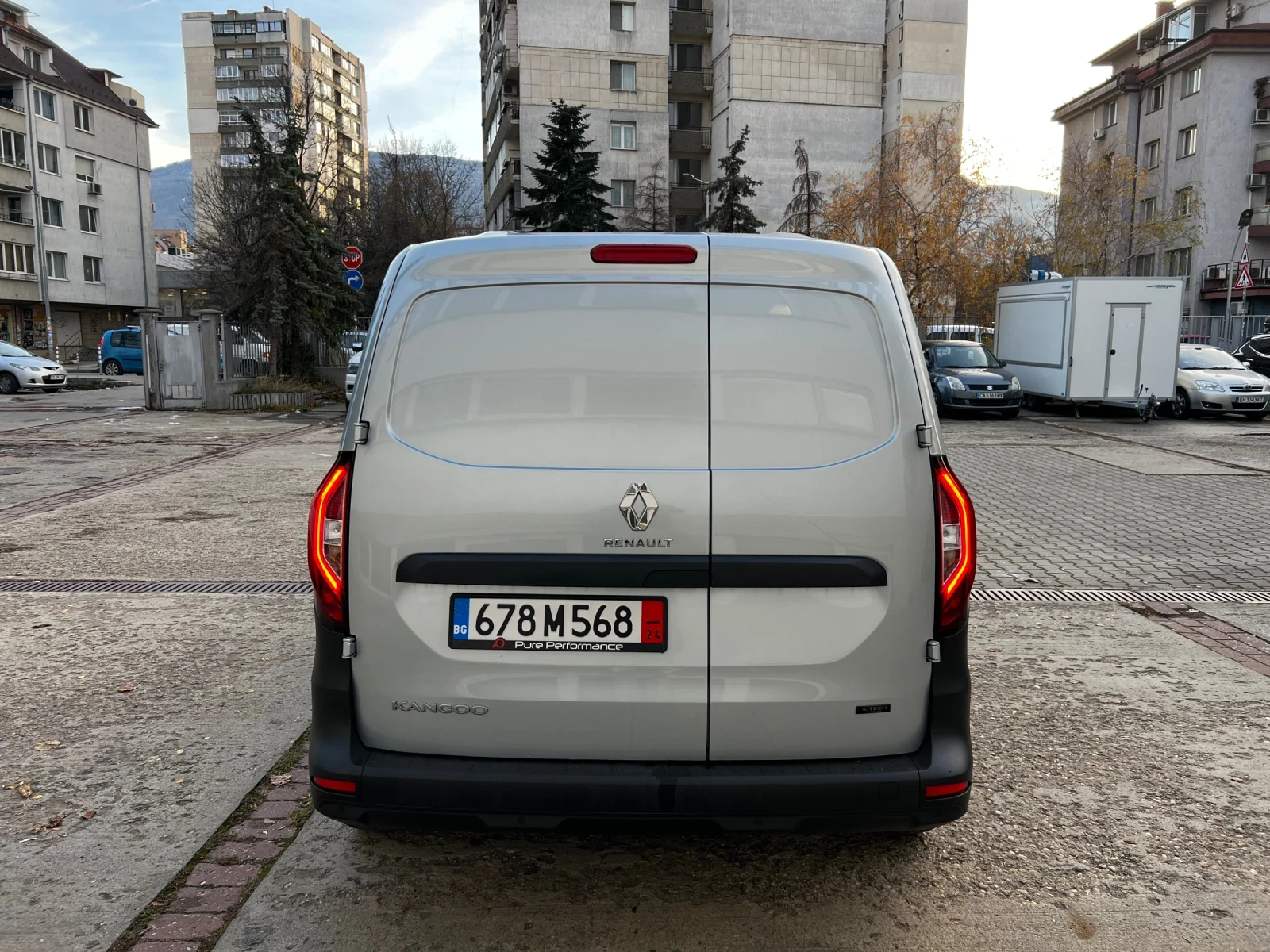 Renault Kangoo E-Tech 50kw ГАРАНЦИЯ - изображение 4