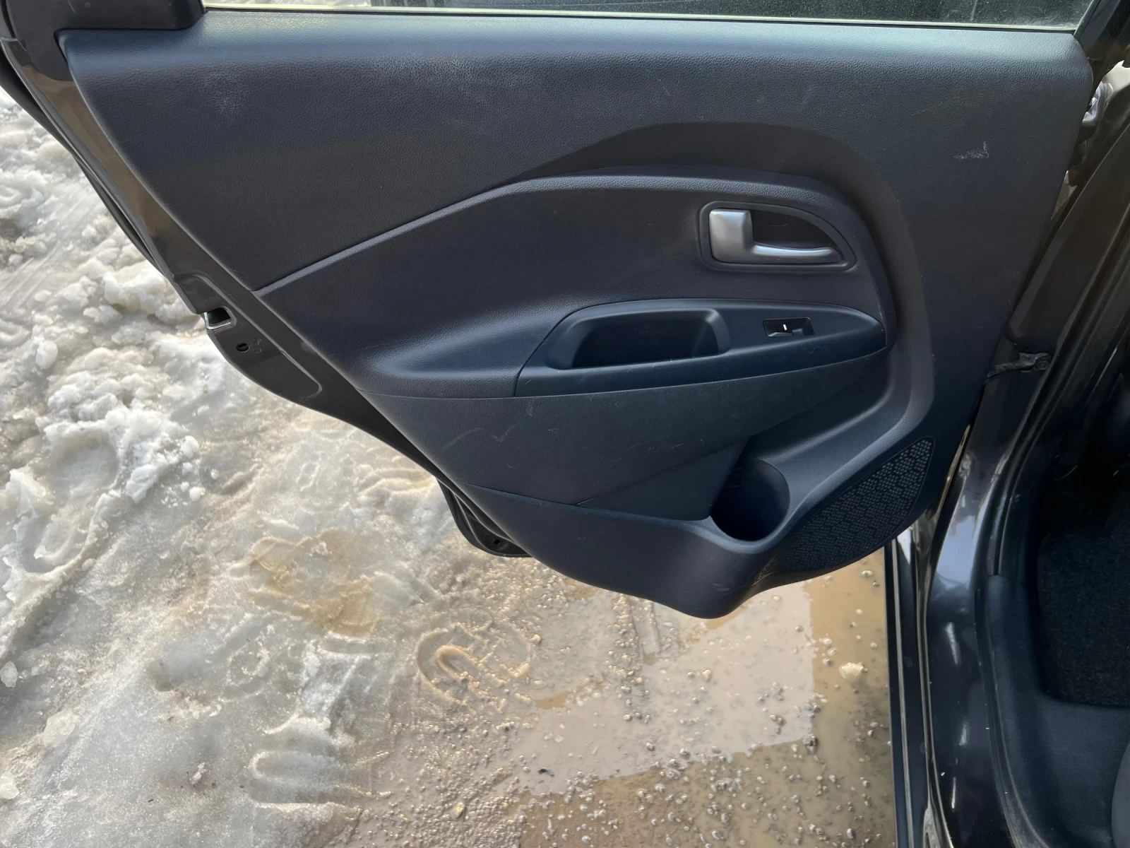 Kia Rio 1.2CCVT-84hp | Mobile.bg — изображение 12