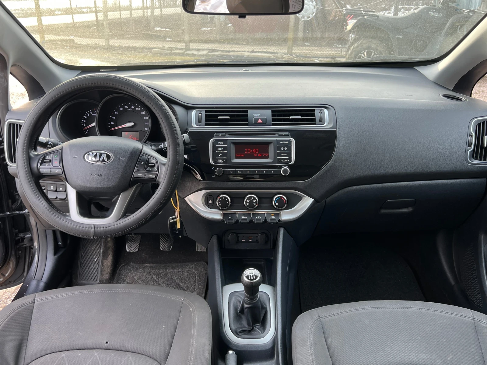 Kia Rio 1.2CCVT-84hp | Mobile.bg — изображение 14