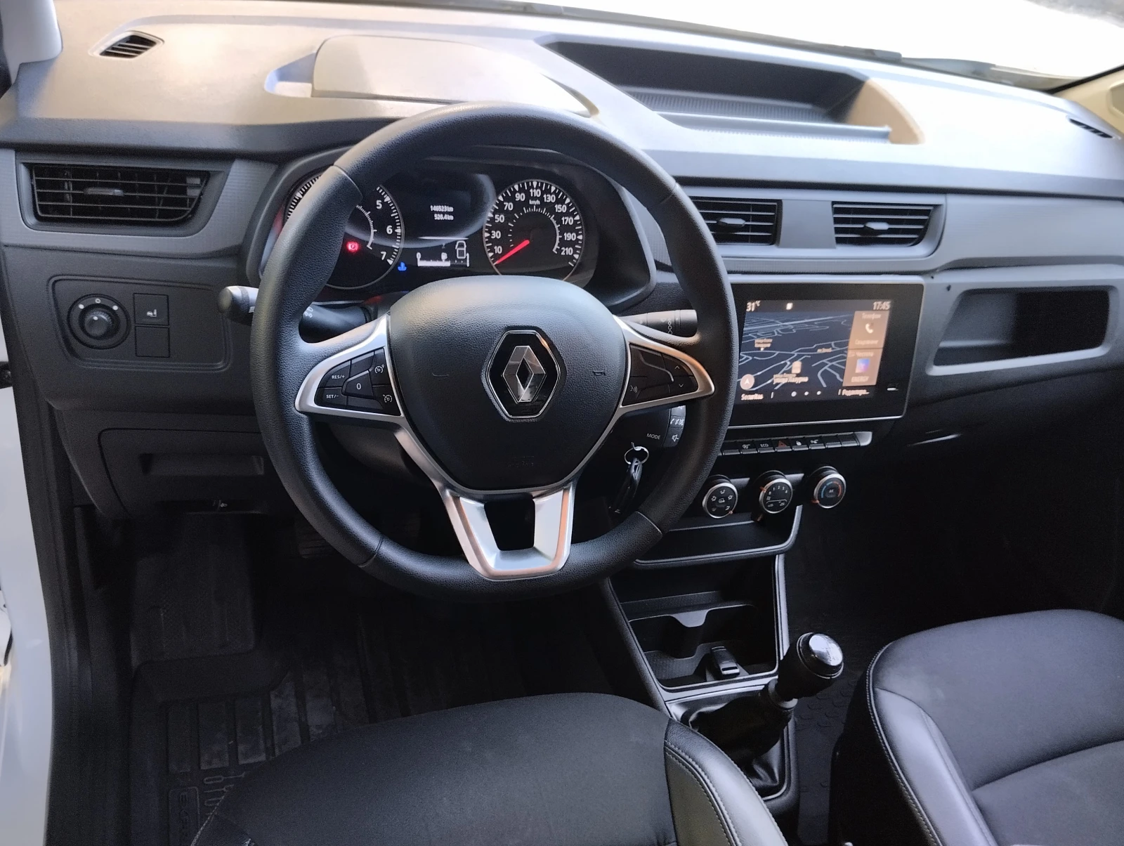 Renault Express 1.5 DCI - изображение 9