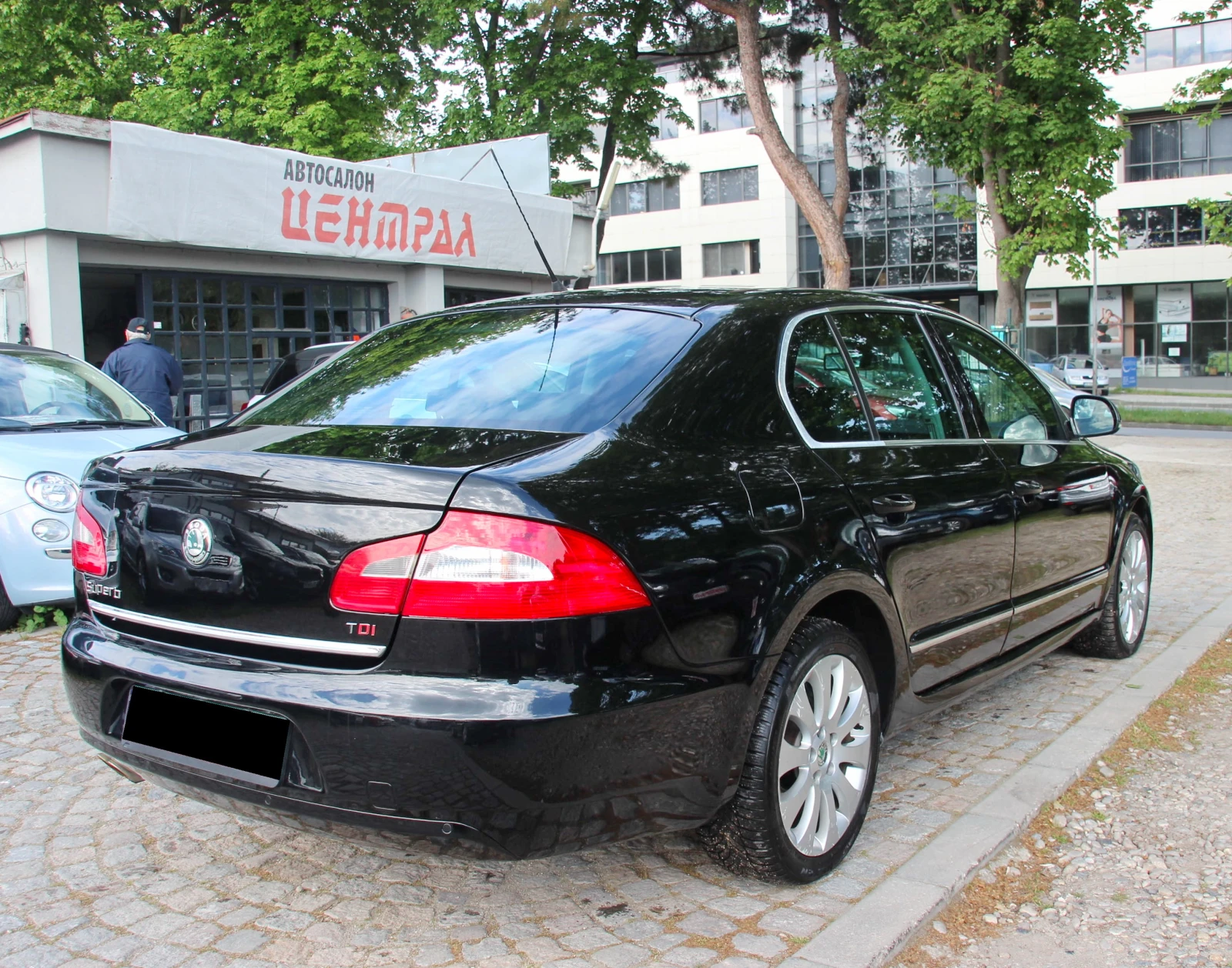 Skoda Superb 2.0 TDI AUTOMATIC   - изображение 5