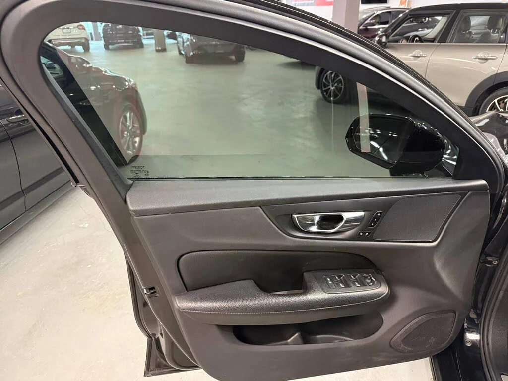 Volvo S60 * АВТО КРЕДИТ* ЦЕНА ДО БГ * СЕРВИЗНА ИСТОРИЯ *  - изображение 6