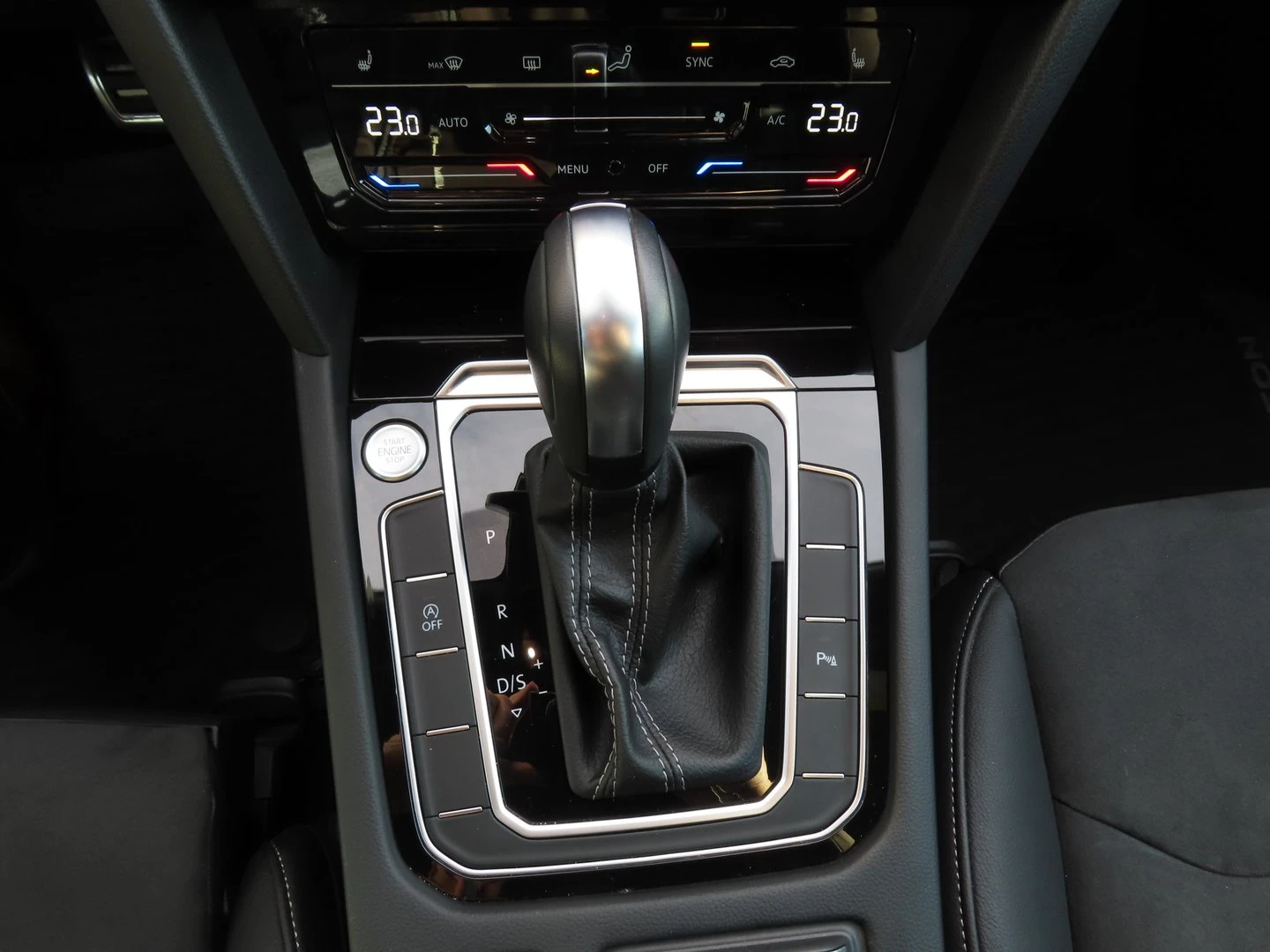 VW Arteon R-Line 2.0 TSI OPF DSG - изображение 9