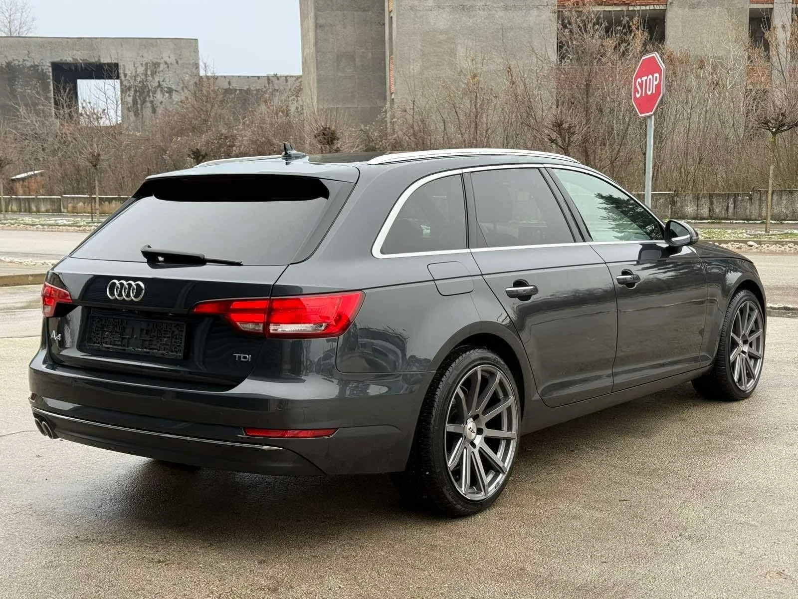 Audi A4 В9, снимка 4 - Автомобили и джипове - 53917570