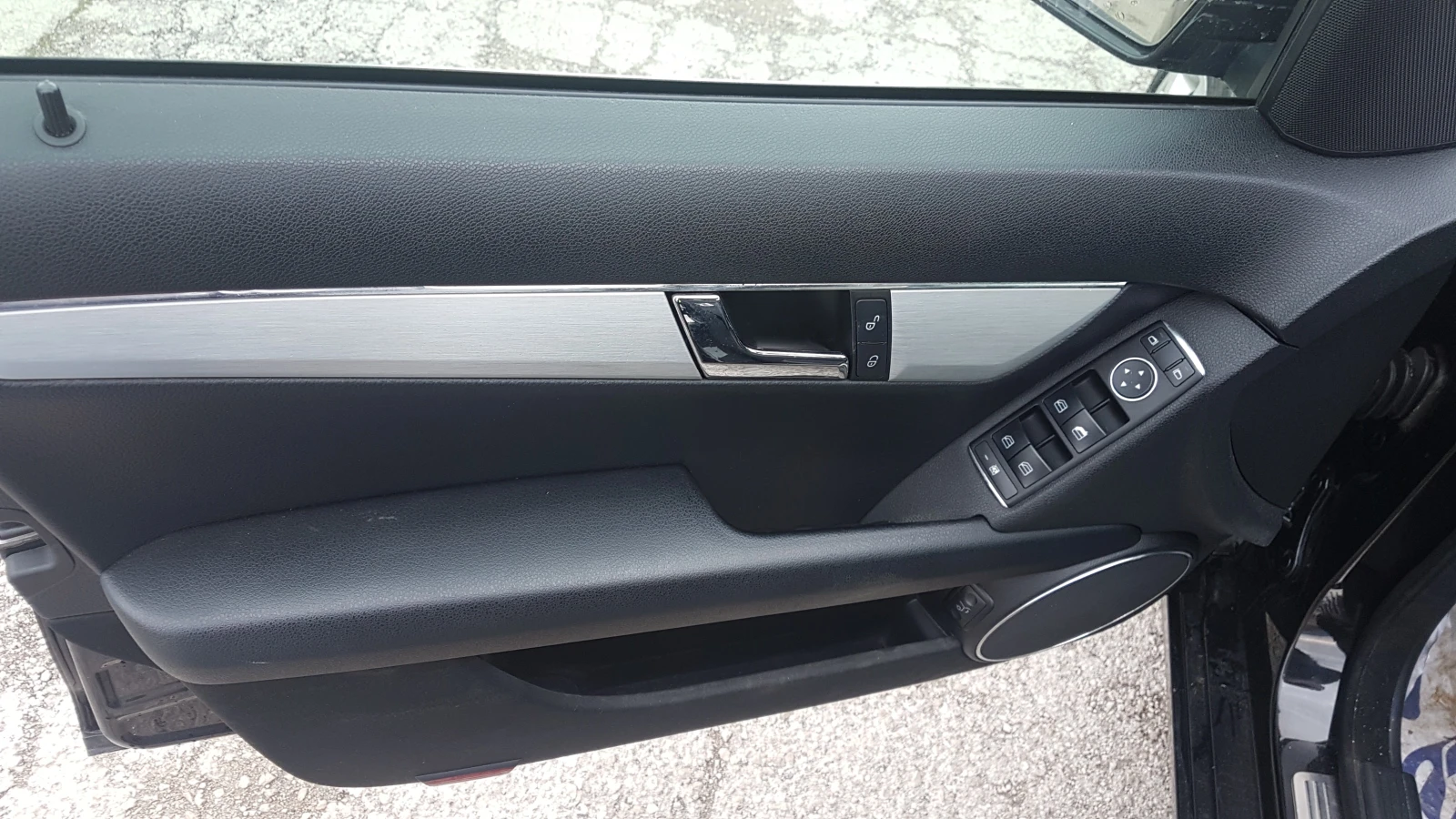 Mercedes-Benz C 220 220 CDI, снимка 12 - Автомобили и джипове - 53973156