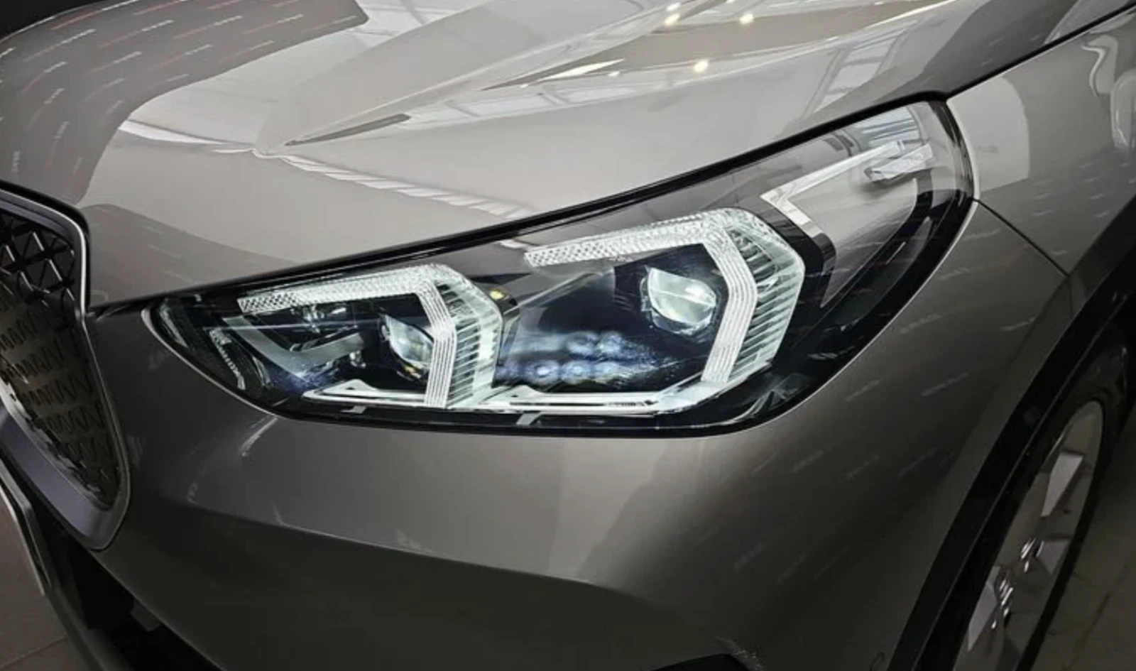 BMW iX1 eDrive20 | Mobile.bg � ����������� 4