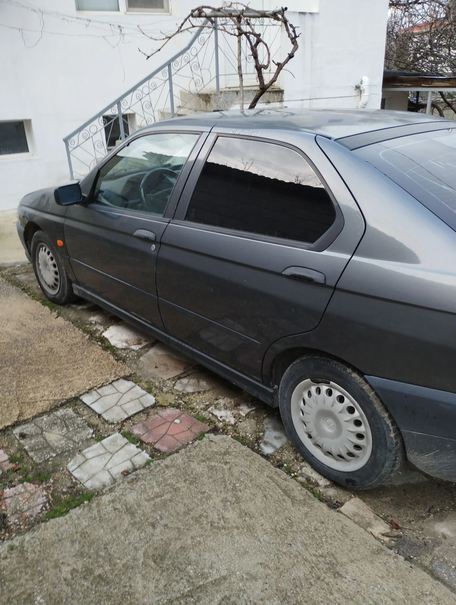 Alfa Romeo 146 1.4туинспарк, снимка 5 - Автомобили и джипове - 54031946