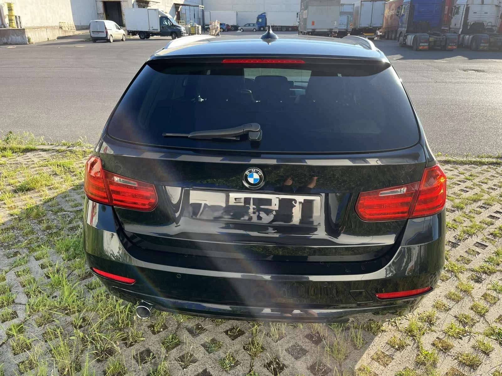 BMW 320, снимка 7 - Автомобили и джипове - 54195558