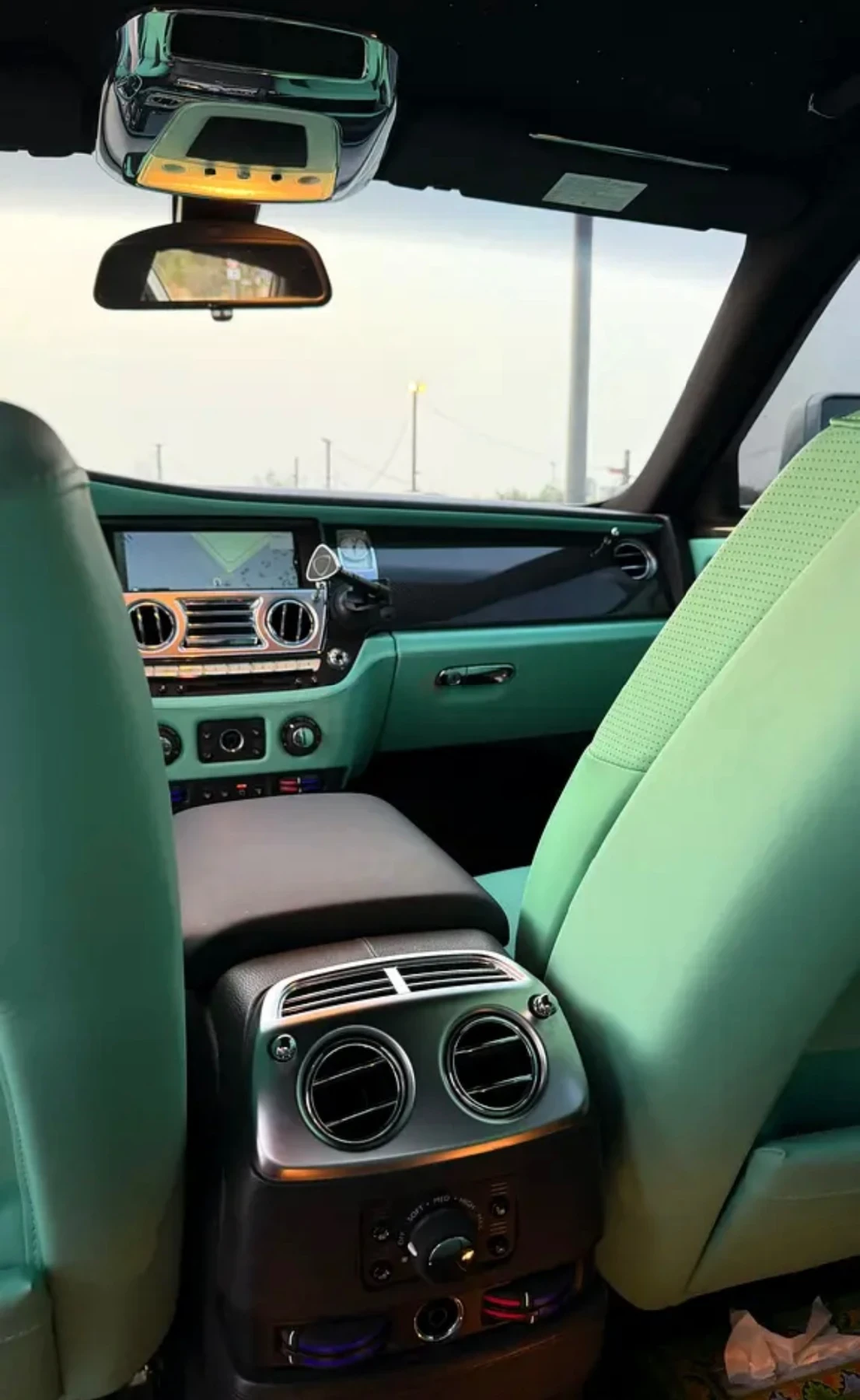 Rolls-Royce Ghost Standard, снимка 6 - Автомобили и джипове - 54306988