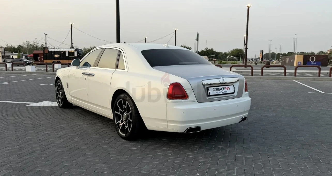 Rolls-Royce Ghost Standard, снимка 10 - Автомобили и джипове - 54306988