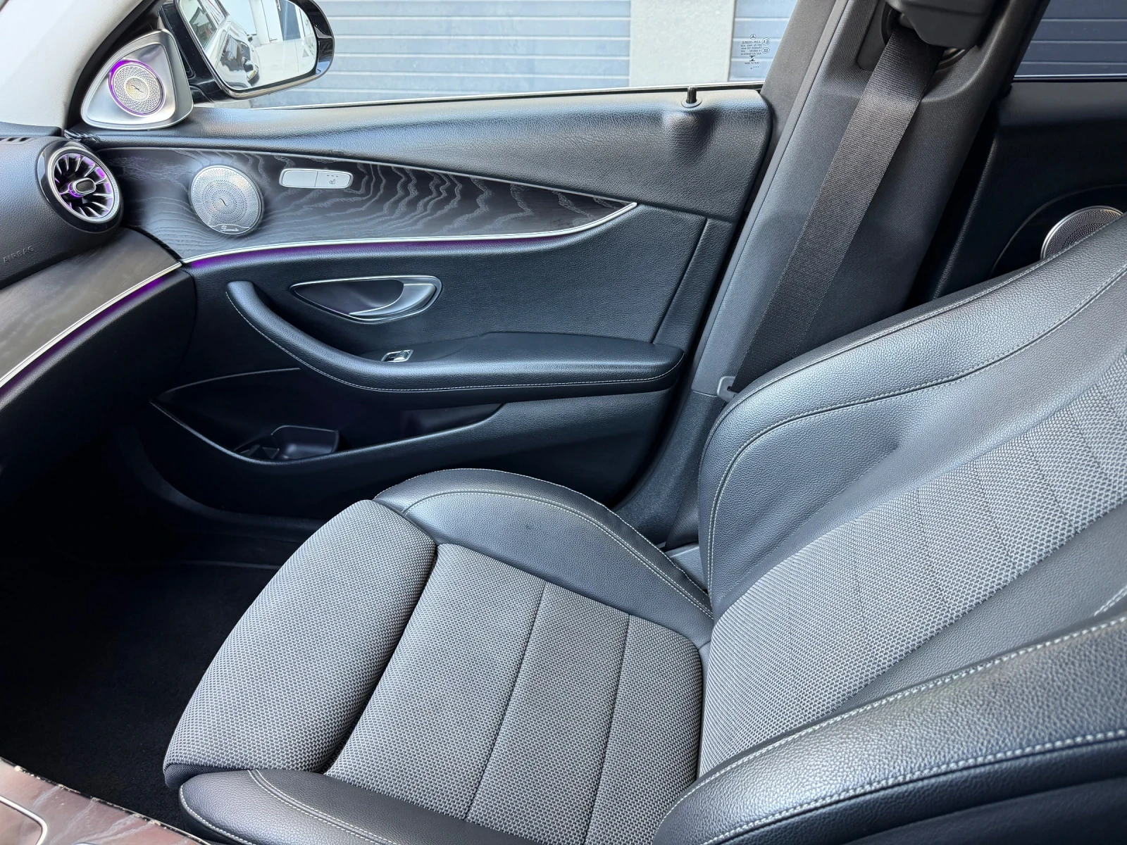 Mercedes-Benz E 200 9-G Widescreen Multibeam DynamicSelect, снимка 12 - Автомобили и джипове - 54343544