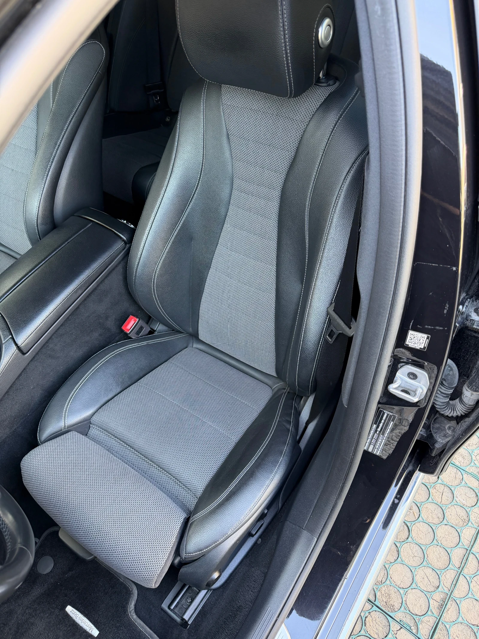 Mercedes-Benz E 200 9-G Widescreen Multibeam DynamicSelect, снимка 6 - Автомобили и джипове - 54343544